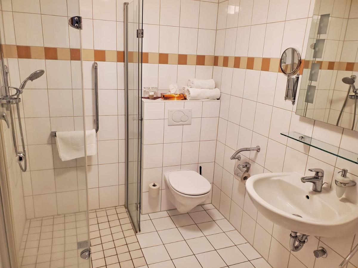 Landhotel Westerwaldgrill Höhn Eksteriør billede