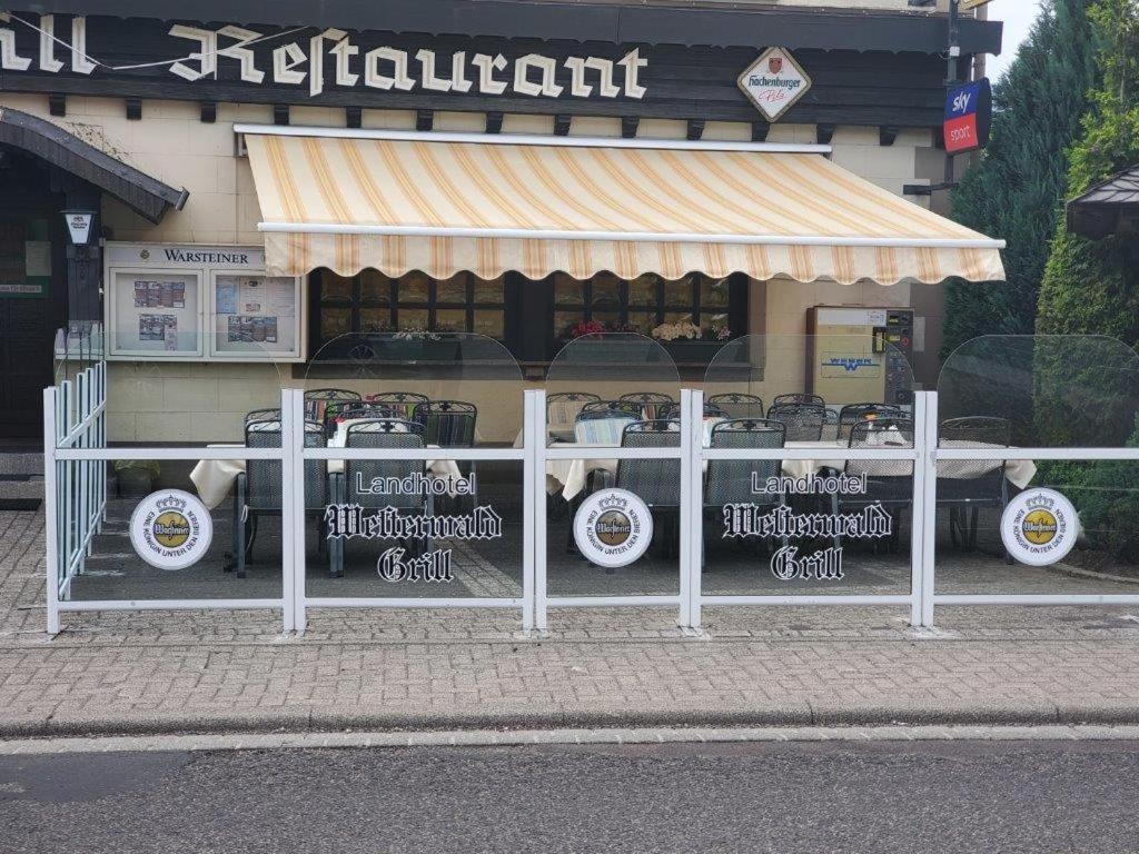 Landhotel Westerwaldgrill Höhn Eksteriør billede